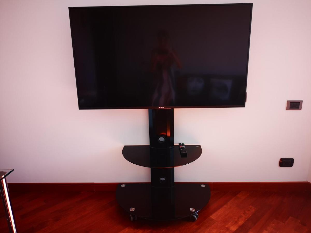 Suite Lambruschini Central With Top City View - Free Covered Parking Генуа Екстериор снимка