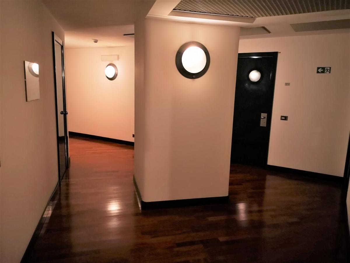 Suite Lambruschini Central With Top City View - Free Covered Parking Генуа Екстериор снимка