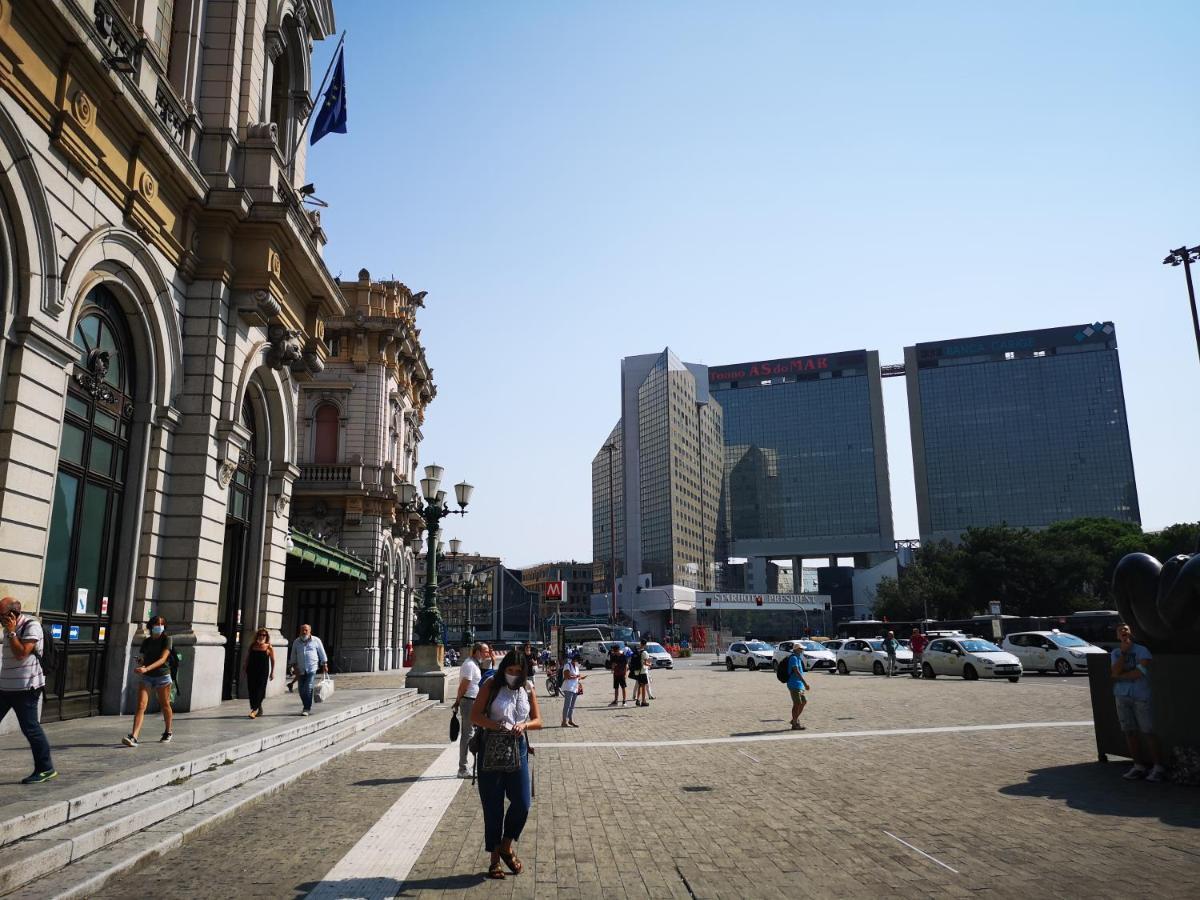 Suite Lambruschini Central With Top City View - Free Covered Parking Генуа Екстериор снимка