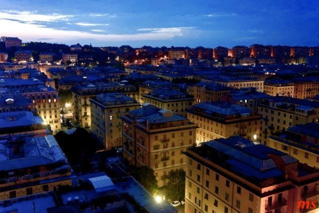 Suite Lambruschini Central With Top City View - Free Covered Parking Генуа Екстериор снимка
