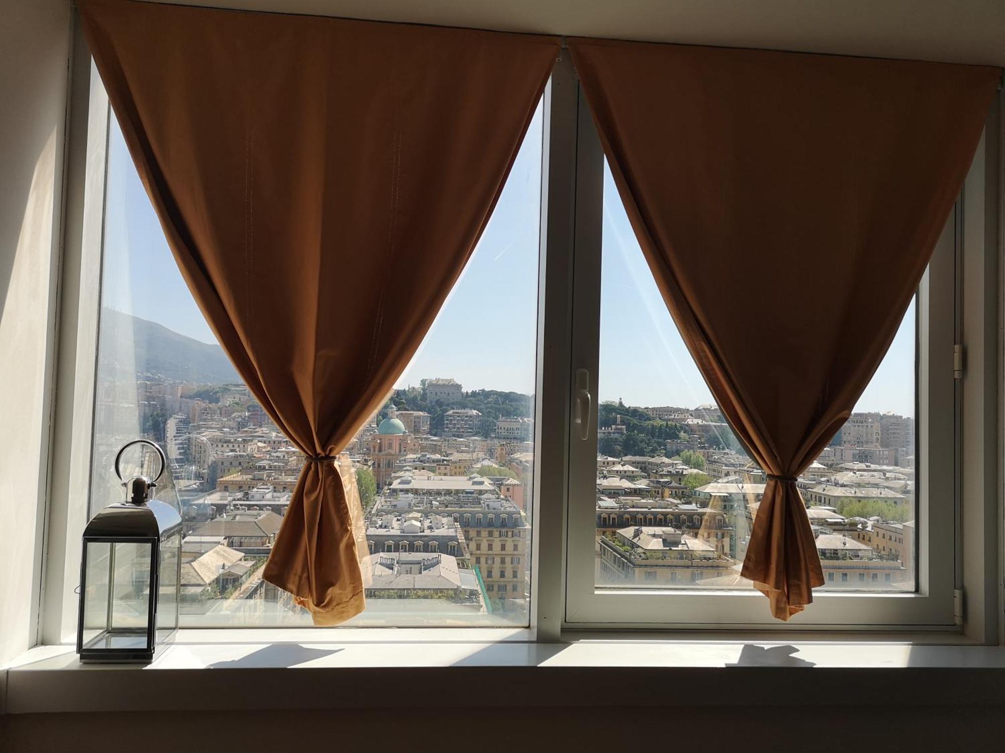 Suite Lambruschini Central With Top City View - Free Covered Parking Генуа Екстериор снимка